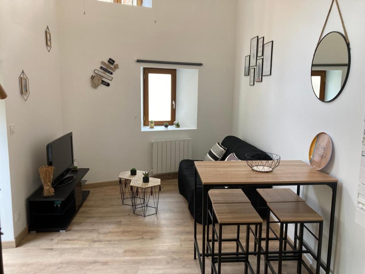 Appartement Au Coeur D'Espalion La Cabane Du Lot المظهر الخارجي الصورة